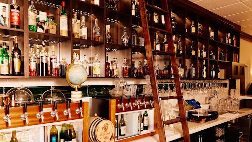 AF1QipMWmoA9oSJq6HMhd2xC6QW7MupZvq1TxoU9tbC9 1