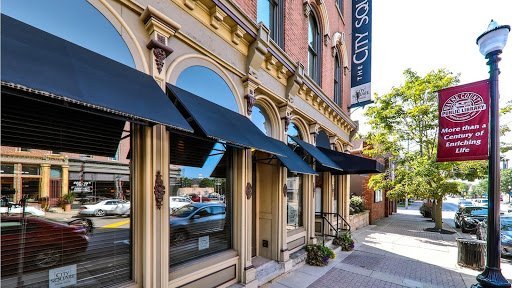 AF1QipNa5LRLQphtYMI4UUE0xjImWgRr6hoAUzDIbGpM 1