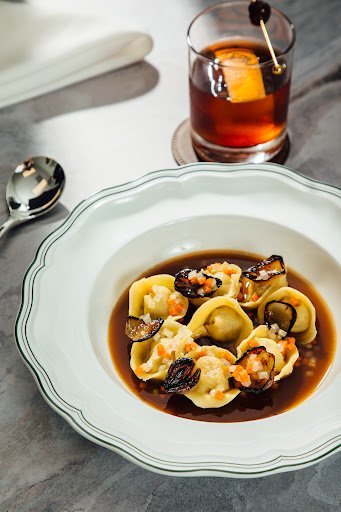 AF1QipNaQiyXfT2o2etlVSqb8eTkfD7MhxLtdWQ8ZMdr 1