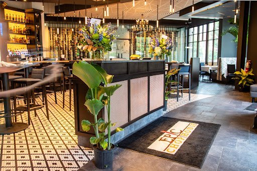 AF1QipOiWe6jcYIxWKP 61 RJyNbfveiWJcKINoq3mND 1