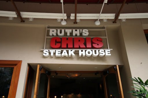 AF1QipOxm3hgZk3U6zNKDqNXg aY5RifzkRMJDT8tFvw 1