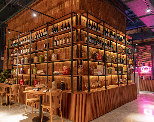 AF1QipPSJtWwuTsc9w 4J3XVrr1qp65M0JFwckhjYxLV 1