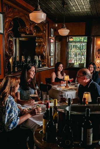 AF1QipPW8pv3JgniFdUjXmD147cEqPqe3iF2iX 6ie64 1